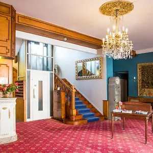 2* Hotel De La Roseraie
